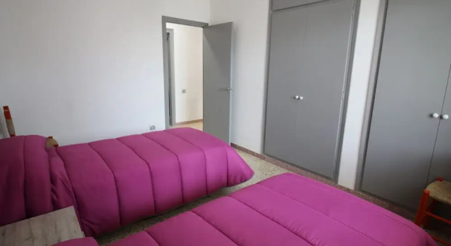 Alluring Holiday Home in Empuriabrava With Pool, Забронировать Отель Отели Эмпуриабравы 3 звезды, 3*