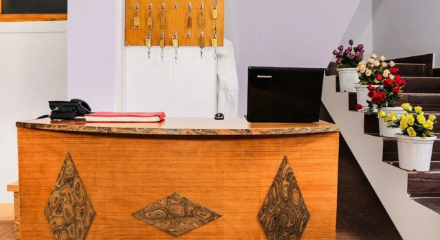 OYO 37004 City Heart Guest House