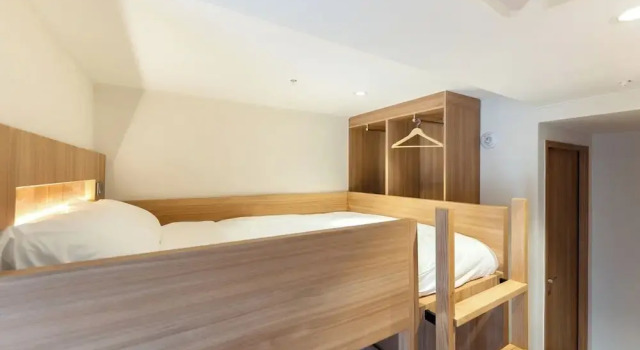 Suite akastay