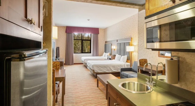 Двухместный люкс с видом на горы The Lodge at Big Sky
