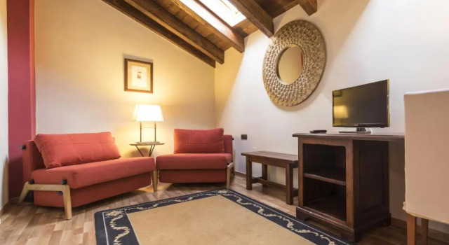 Полулюкс Hotel Casa Cornel