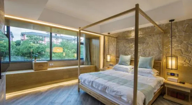 Suite Yueming Xiaoyuan Hostel