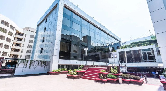 Капсула Hotel Kohinoor Continental, Airport