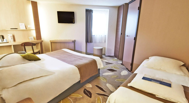 Трёхместный номер Standard Kyriad Hotel Nevers Centre