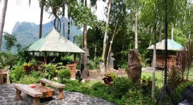 Endaya Cove Resort