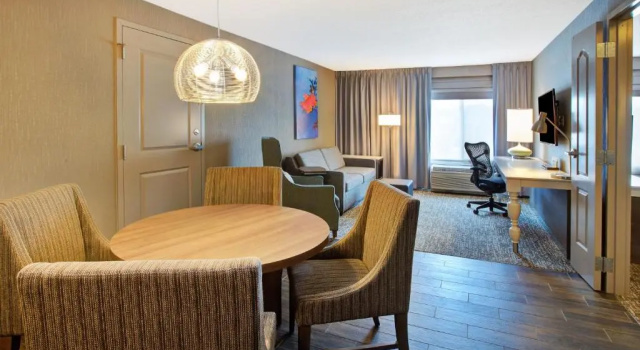 Полулюкс Hilton Garden Inn Chesterton