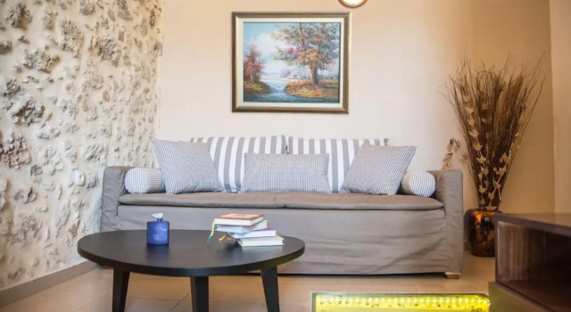 Люкс Deluxe c 1 комнатой с балконом и с видом на море Porto Enetiko Suites