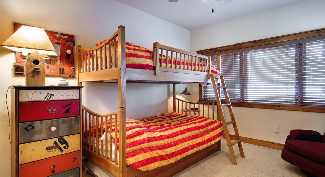 Saddlewood Townhomes, Rezerwuj Hotel Hotele w Vail Ski z parkingiem, Parking