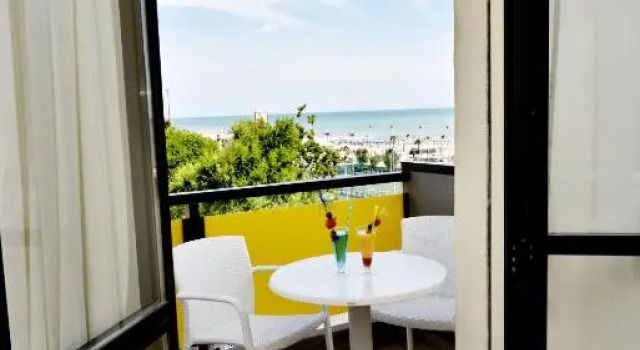 Двухместный номер Classic с видом на море Hotel Mimosa