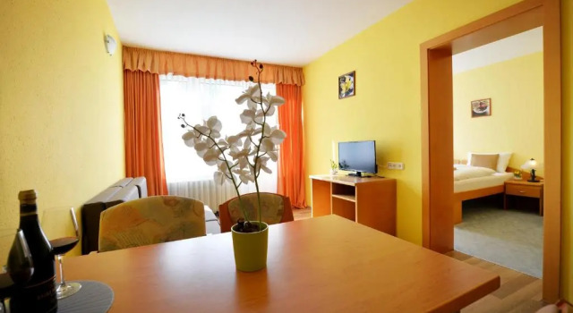 Апартаменты Panorama Hotel Noszvaj