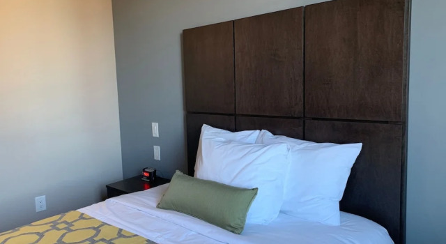 Baymont Inn and Suites by Wyndham Long Island City