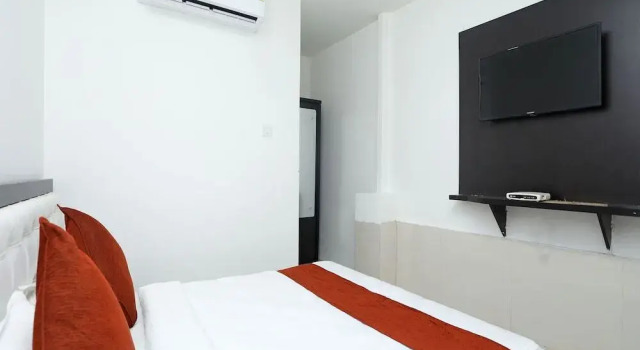Green Square By OYO Rooms