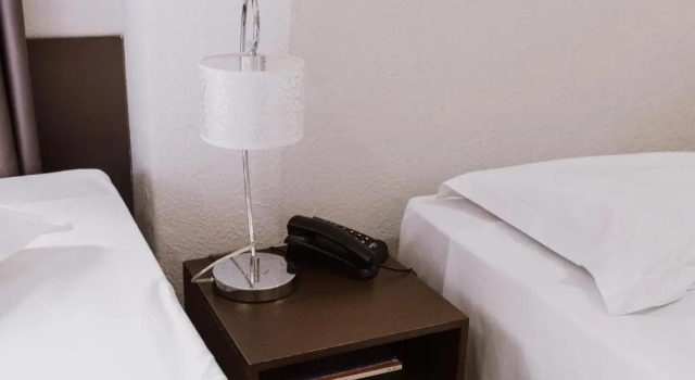 Четырёхместный номер Standard Alzira Granada Hotel