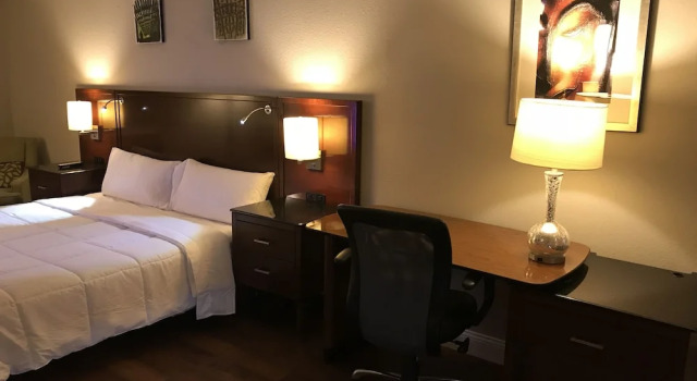 Люкс Luxury Stratus Suites Boutique Hotel