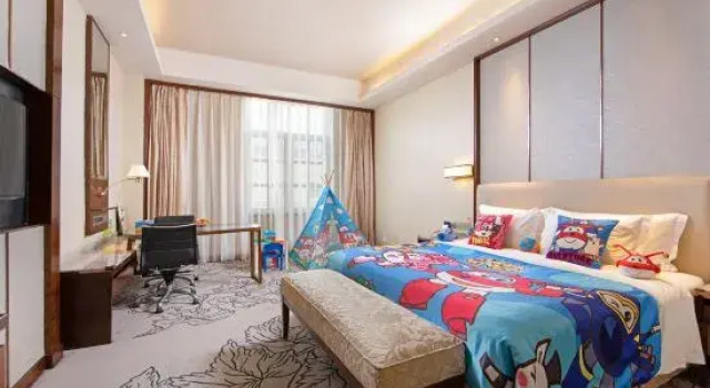 Двухместный семейный номер Standard Luxury Blue Horizon Hotel Dongying
