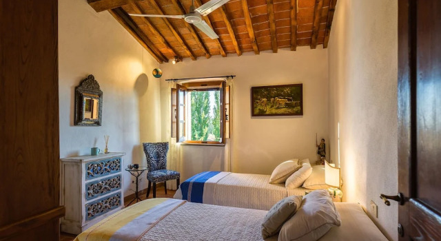 Charming Apartment With Swimming Pool Spacious Terrace And Private Garden