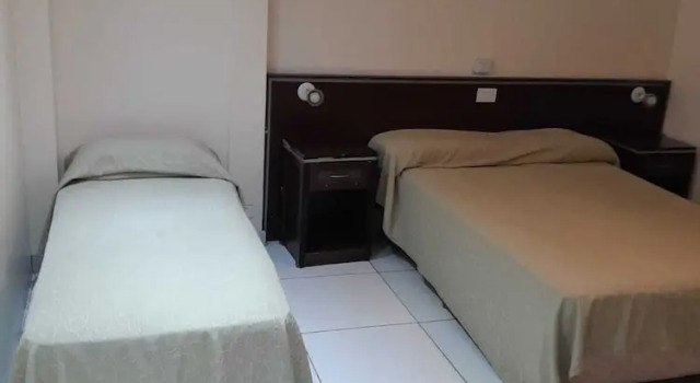 Трёхместный номер Standard c 1 комнатой Hotel PANAME, CERCA DE LA RURAL , EMBAJADA EEUU , HIPÓDROMO DE PALERMO Y CAMPO DE POLO