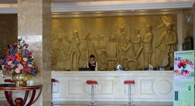 GreenTree Inn Guangdong Jieyang Puning International Garment City Puning Plaza Business Hotel, Rezervasyon Otel Guangdong otoparklı oteller, Otopark