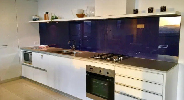 Апартаменты Deluxe Cavill Avenue Private Apartments