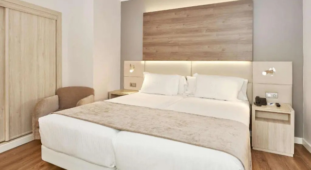 Двухместный номер Standard NH Córdoba Califa