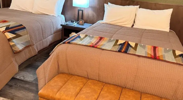 Klassisch Vierer Zimmer mit Blick Ninepipes Lodge