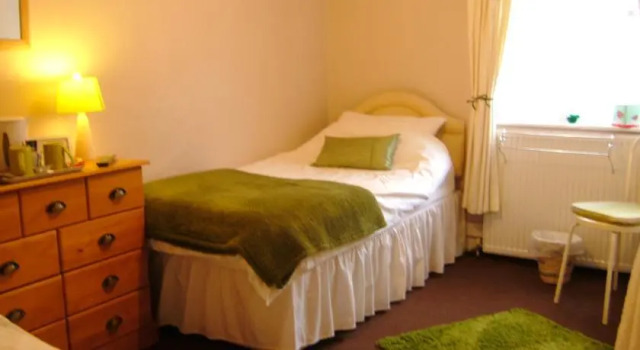 Chestnuts Bed & Breakfast, Забронировать Отель Полгейт South Downs