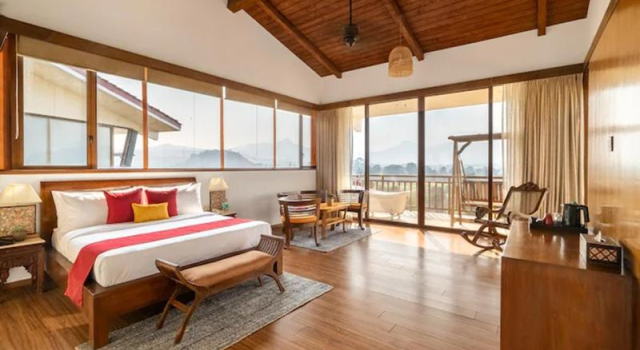 Двухместный номер Standard с балконом The White Resort and Spa Pawna