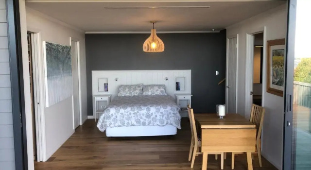 Номер Deluxe Studio or Cabin on Whitby