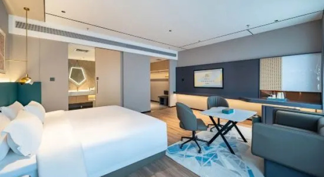 Люкс Superior CHEERMAY Hotel (Hunchun Xiandai Baihuo Haixianjie)