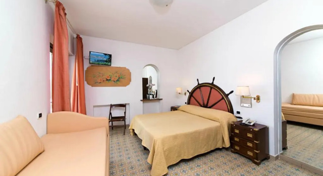 Трёхместный номер Economy Le Canne Family Resort & Spa