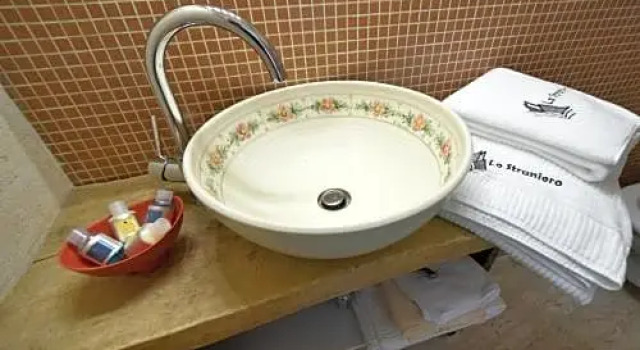 Standard huone B&B "Lo Straniero"