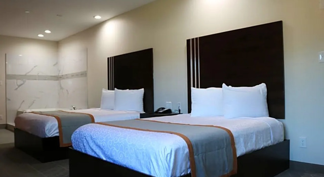 Люкс Standard Scottish Inn & Suites - IAH Airport