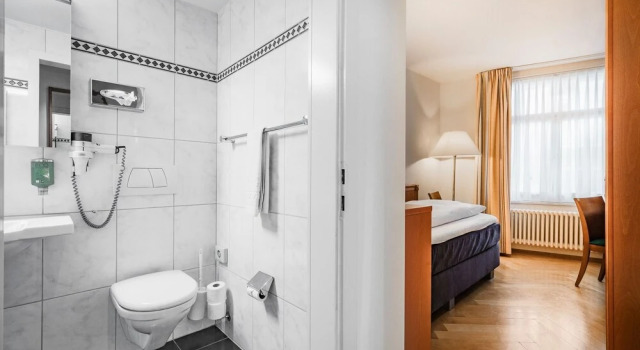 Номер Economy BLUME Baden Hotel & Restaurant