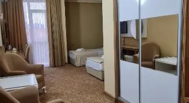 Двухместный номер Standard с балконом Hotel Genatsvale