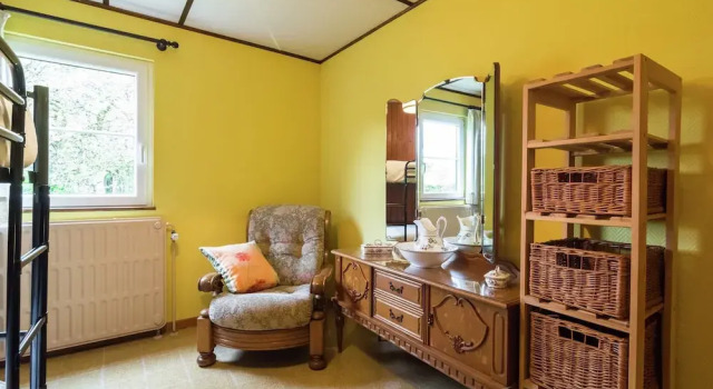 Charming Cottage in Chiny, Забронировать Дом для отпуска Шини 