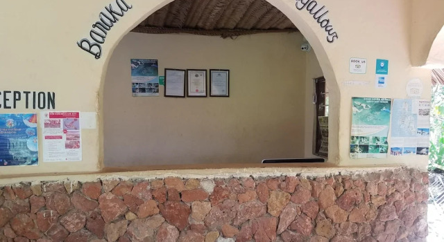 Baraka Aquarium Bungalows