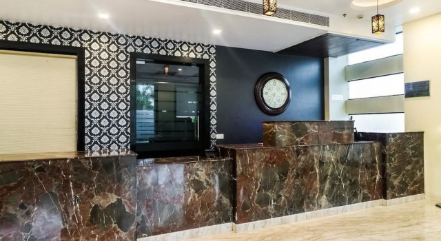 La Silver Leaf, Rezerwuj Hotel Hotele w Punjab z basenem, Basen