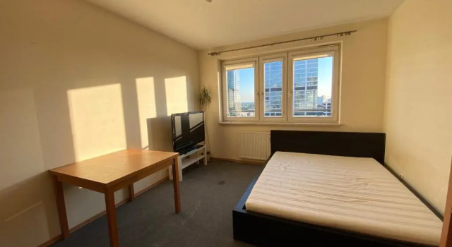 Pokoje Centrum/ rooms in Centre, Забронировать Отель Недорогие отели Варшавы, рядом с Рондо Дашиньскего, недорого