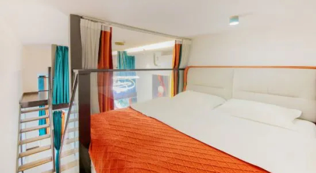 Люкс Luxury Wheat High-altitude Scenic Full Suite Homestay (Chengdu Jinniu Wanda Plaza)
