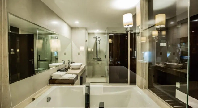 Номер Standard Central Luxury Hạ Long Hotel