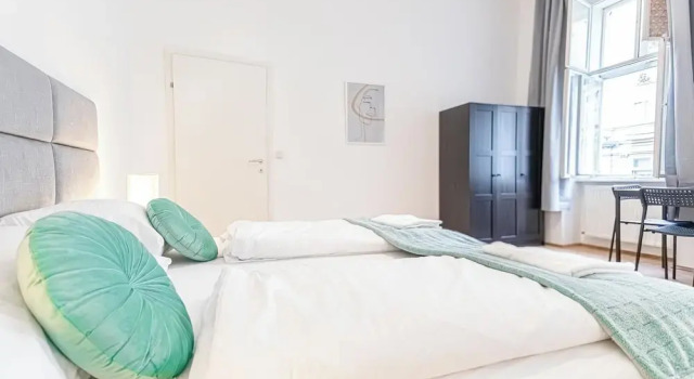 Private Room Long Stay Near Lugner City