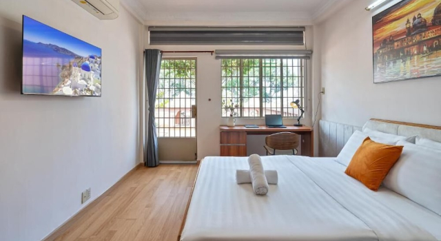 Студия с балконом и с видом на город Otis Apartment - 457 Rooftop Garden