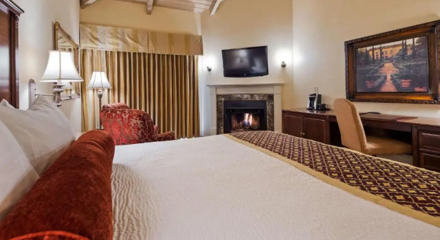Двухместный номер Deluxe с видом на внутренний двор Victorian Inn