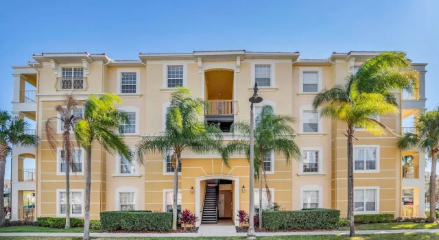 Cozy Condo W/private Balcony Steps to Conv. Ctr, Rezerwuj Hotel Orlando Kissimmee