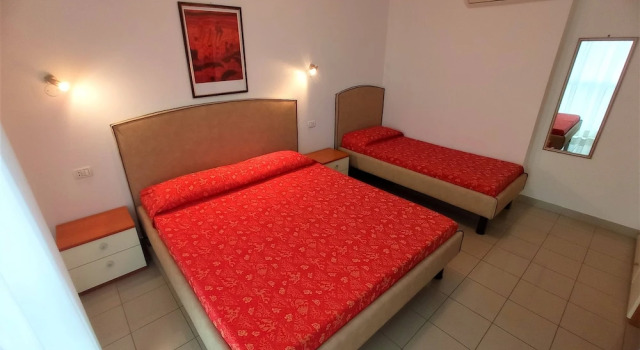 Charming Flat in Building With Solarium, Book Lejlighed Hoteller i Friuli Venezia Giulia med parkering, Parkering
