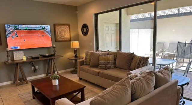 Вилла Lovely 5BR Townhouse at Windsor at Westside townhouse