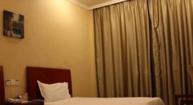 GreenTree Inn Jining Jianshe Road Hotel, Book Hotel Billige hoteller i Jining