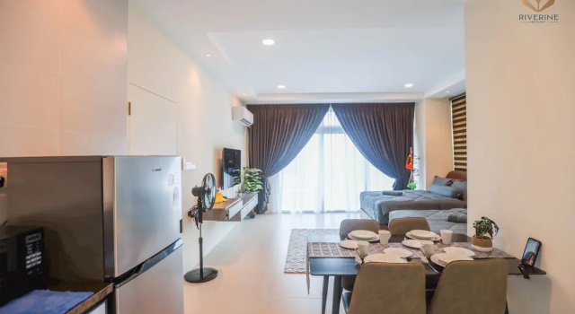 Четырёхместная семейная студия с видом на город Kuching Riverine resort