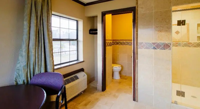 Номер Superior OYO Pinewood Inn & Suites Silsbee