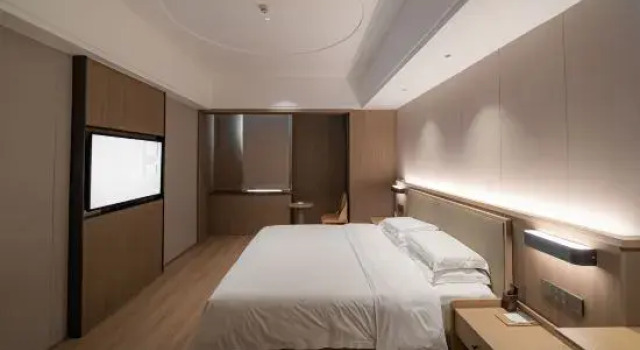 Люкс Executive Huatinghu Shijiyuan International Hotel
